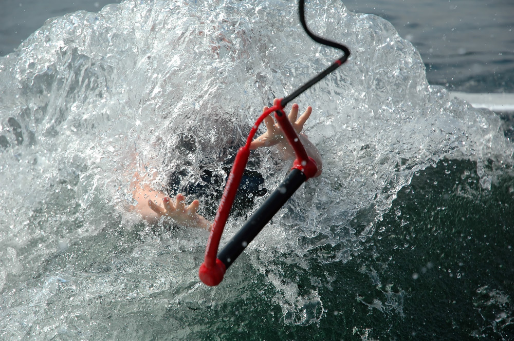 Throwing a rope to a drowning person.